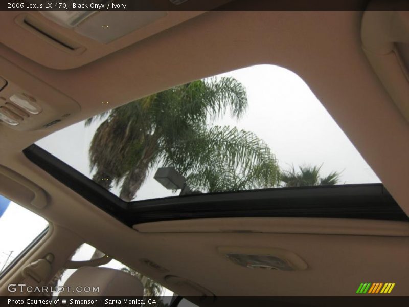 Black Onyx / Ivory 2006 Lexus LX 470