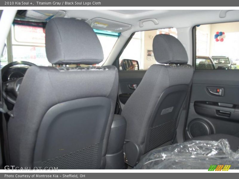 Titanium Gray / Black Soul Logo Cloth 2010 Kia Soul +