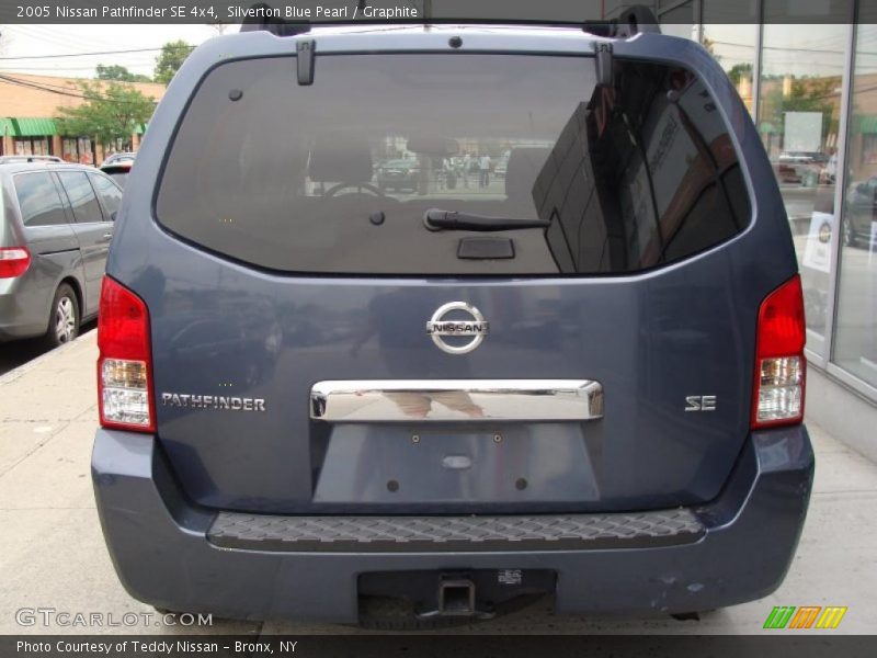Silverton Blue Pearl / Graphite 2005 Nissan Pathfinder SE 4x4