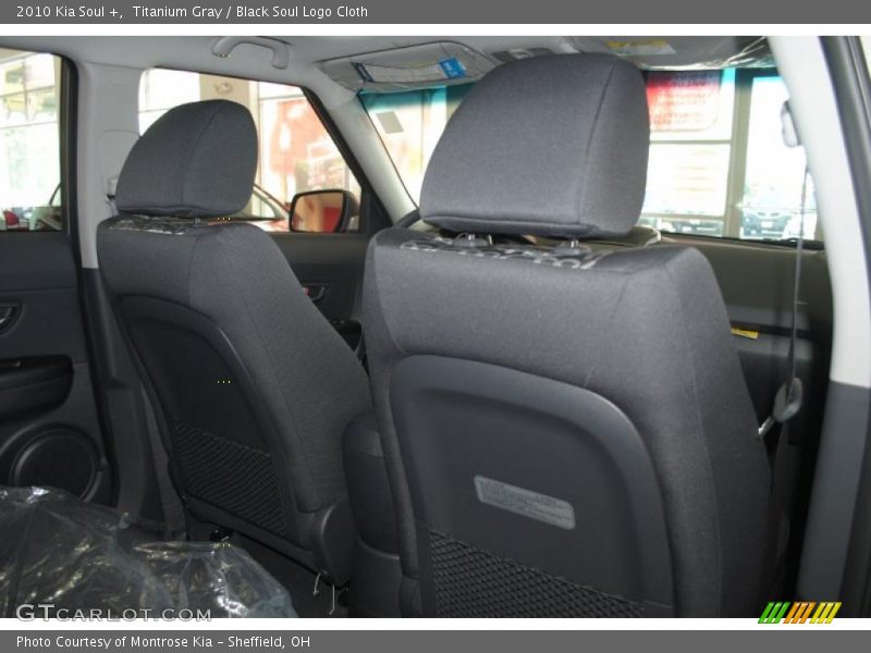 Titanium Gray / Black Soul Logo Cloth 2010 Kia Soul +