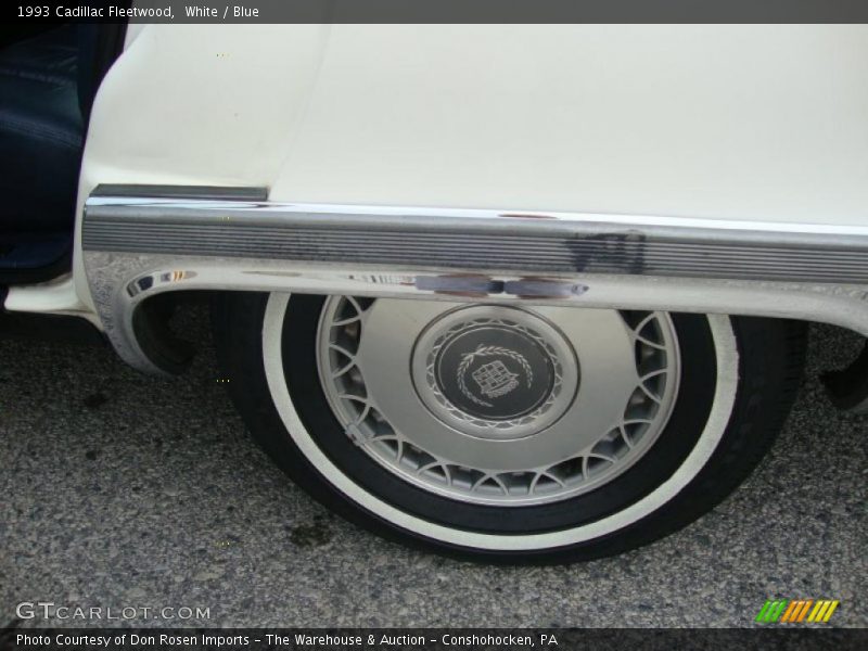 White / Blue 1993 Cadillac Fleetwood
