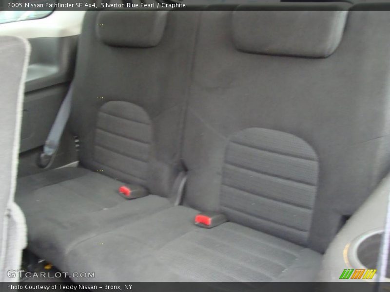 Silverton Blue Pearl / Graphite 2005 Nissan Pathfinder SE 4x4