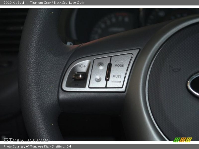 Titanium Gray / Black Soul Logo Cloth 2010 Kia Soul +