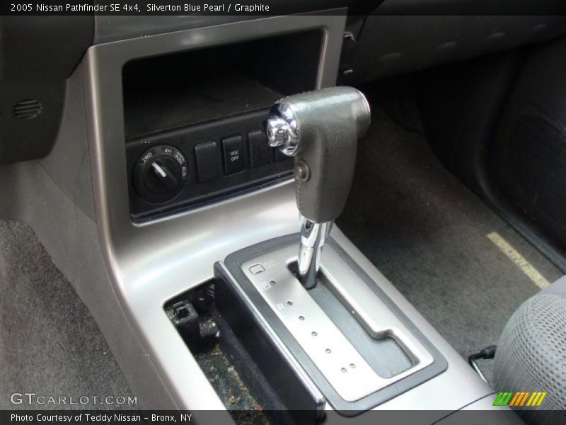 Silverton Blue Pearl / Graphite 2005 Nissan Pathfinder SE 4x4