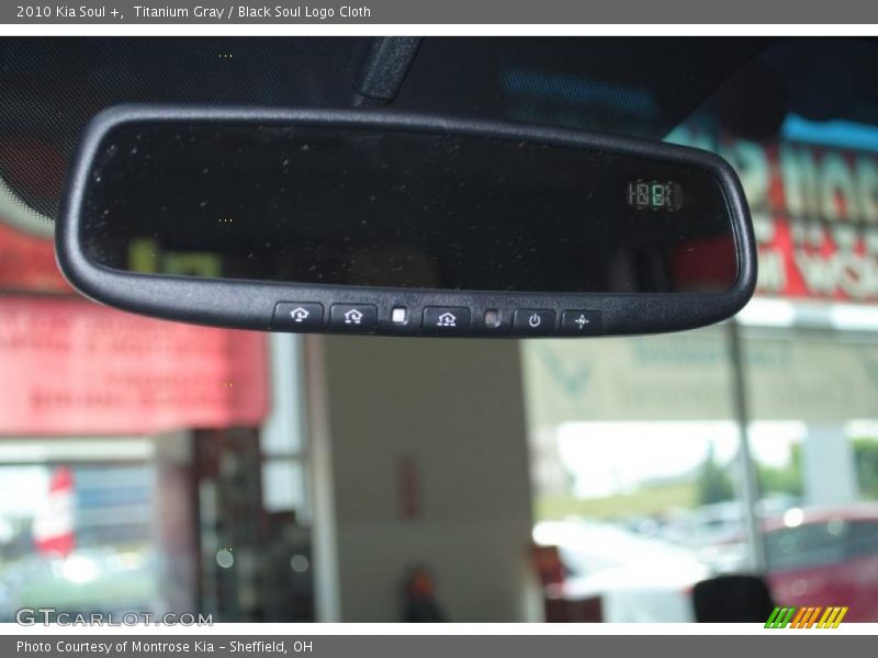 Titanium Gray / Black Soul Logo Cloth 2010 Kia Soul +