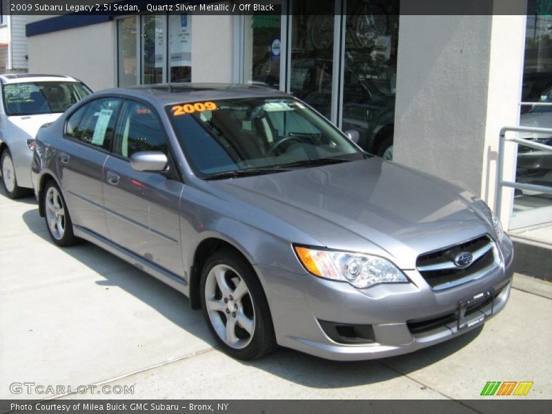 Quartz Silver Metallic / Off Black 2009 Subaru Legacy 2.5i Sedan