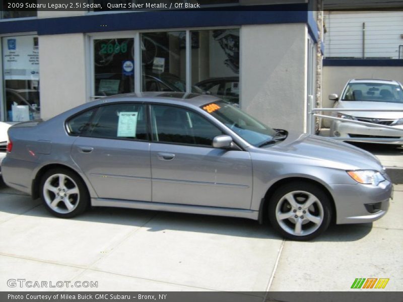 Quartz Silver Metallic / Off Black 2009 Subaru Legacy 2.5i Sedan