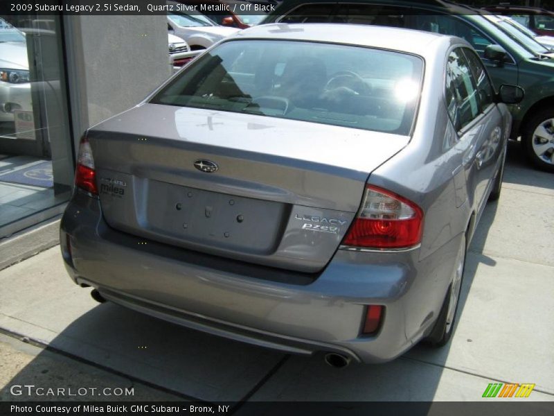 Quartz Silver Metallic / Off Black 2009 Subaru Legacy 2.5i Sedan