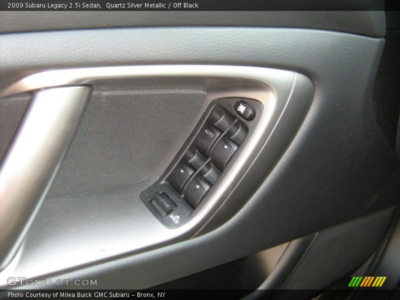 Quartz Silver Metallic / Off Black 2009 Subaru Legacy 2.5i Sedan