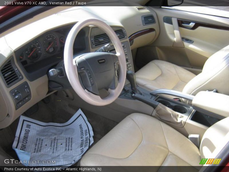Venetian Red / Taupe 2001 Volvo V70 XC AWD