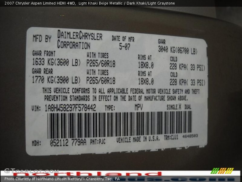 Light Khaki Beige Metallic / Dark Khaki/Light Graystone 2007 Chrysler Aspen Limited HEMI 4WD