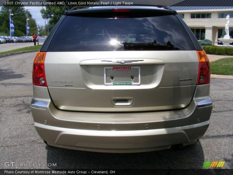 Linen Gold Metallic Pearl / Light Taupe 2005 Chrysler Pacifica Limited AWD