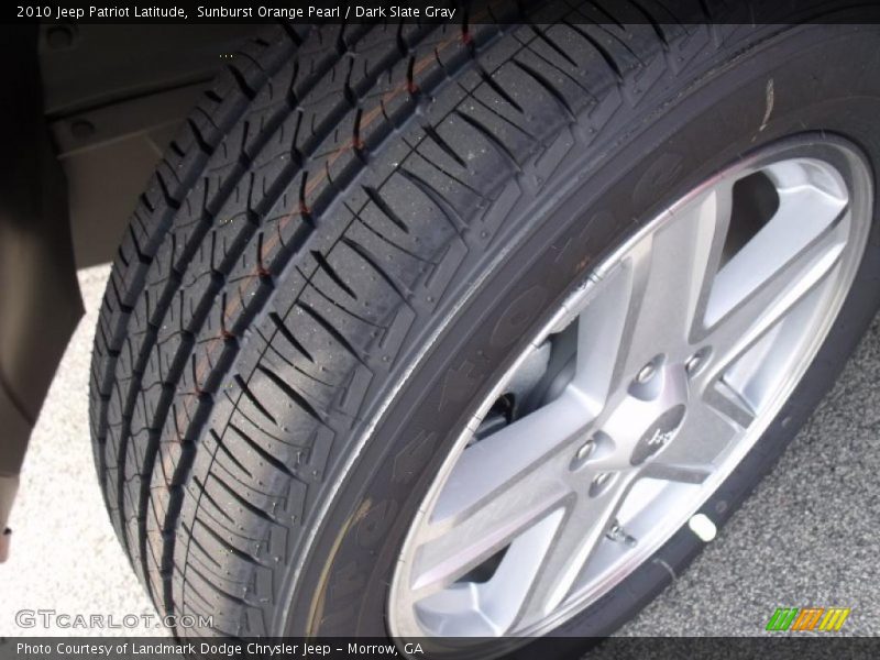 Sunburst Orange Pearl / Dark Slate Gray 2010 Jeep Patriot Latitude