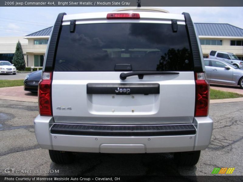 Bright Silver Metallic / Medium Slate Gray 2006 Jeep Commander 4x4