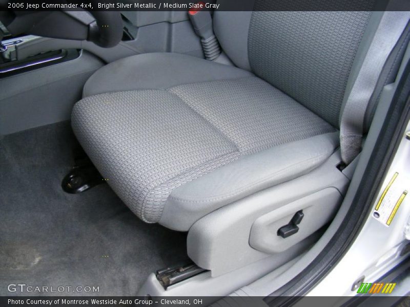 Bright Silver Metallic / Medium Slate Gray 2006 Jeep Commander 4x4