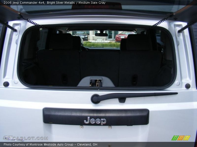 Bright Silver Metallic / Medium Slate Gray 2006 Jeep Commander 4x4