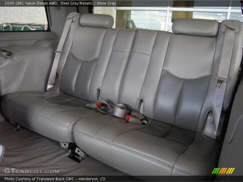 Steel Gray Metallic / Stone Gray 2005 GMC Yukon Denali AWD