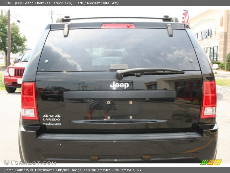 Black / Medium Slate Gray 2007 Jeep Grand Cherokee Laredo 4x4
