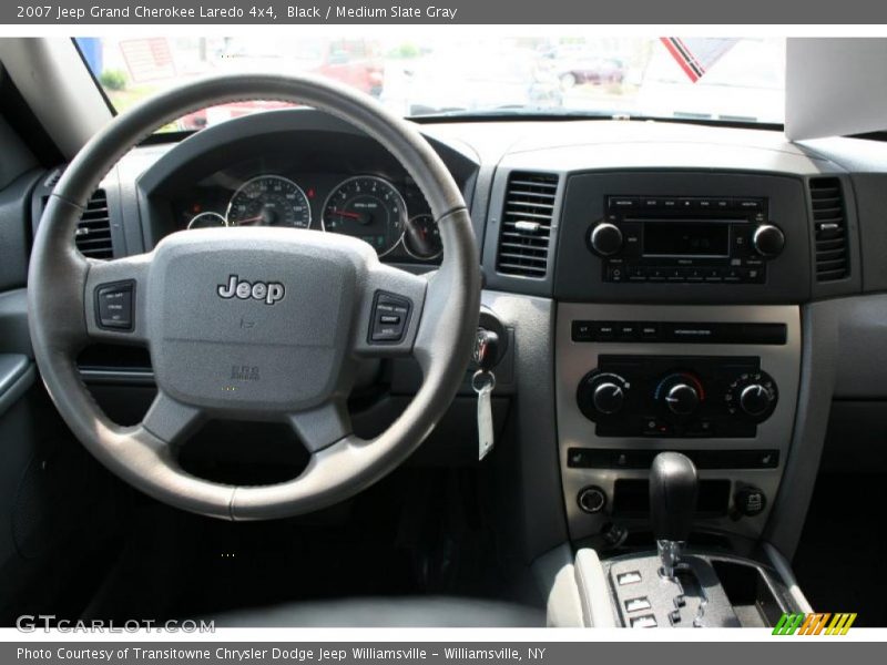 Black / Medium Slate Gray 2007 Jeep Grand Cherokee Laredo 4x4