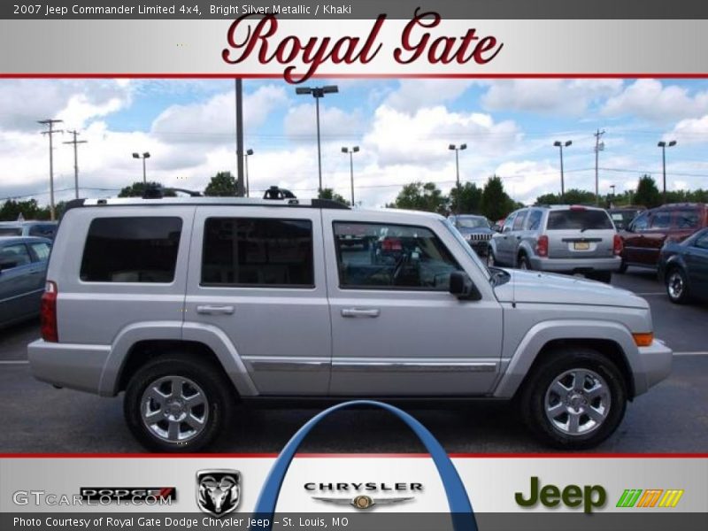 Bright Silver Metallic / Khaki 2007 Jeep Commander Limited 4x4