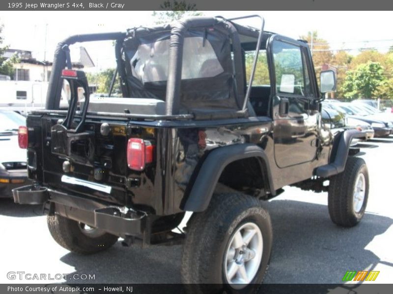 Black / Gray 1995 Jeep Wrangler S 4x4