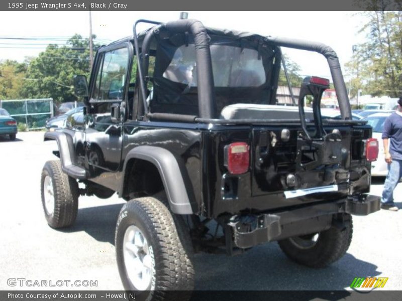 Black / Gray 1995 Jeep Wrangler S 4x4