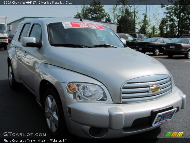 Silver Ice Metallic / Gray 2009 Chevrolet HHR LT