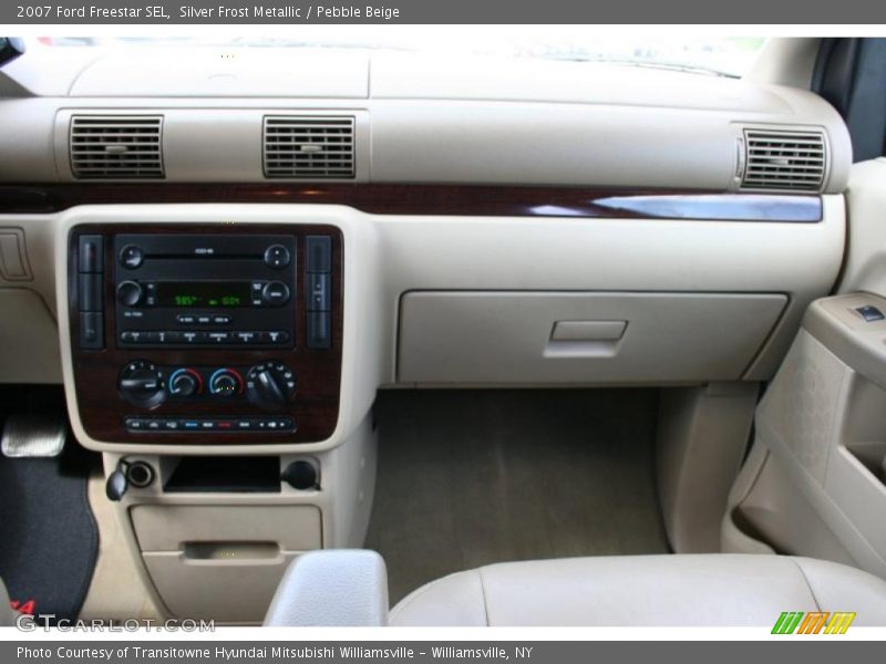 Silver Frost Metallic / Pebble Beige 2007 Ford Freestar SEL