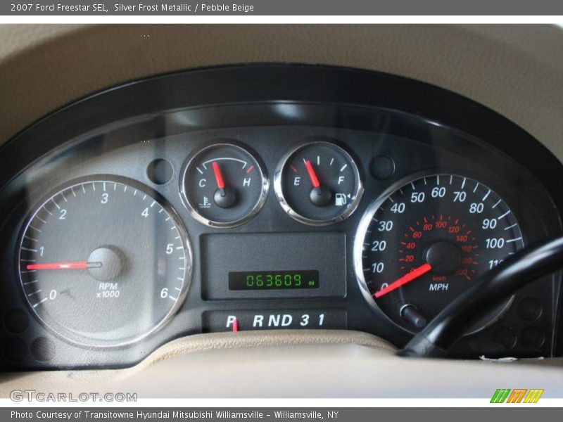 Silver Frost Metallic / Pebble Beige 2007 Ford Freestar SEL