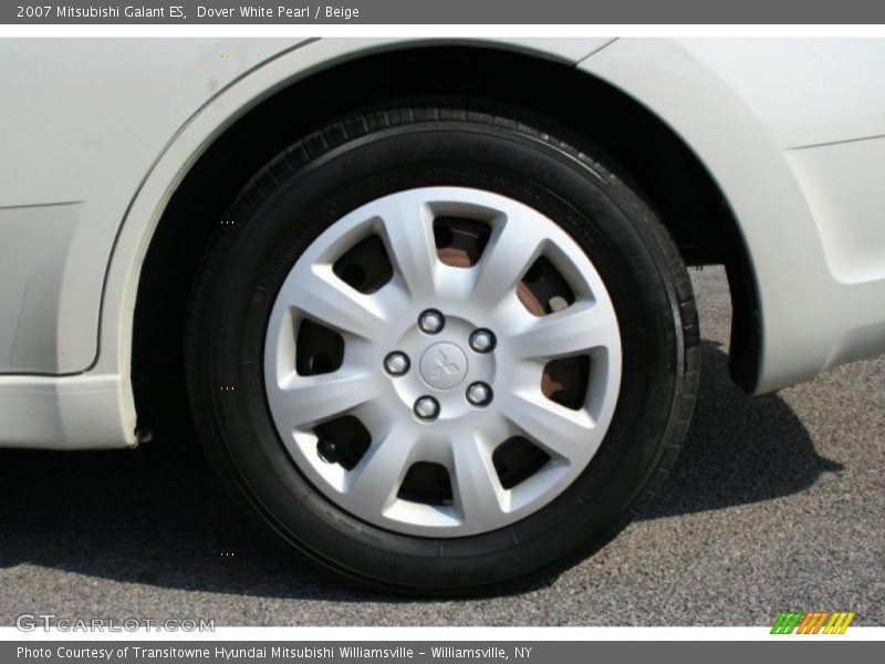 Dover White Pearl / Beige 2007 Mitsubishi Galant ES
