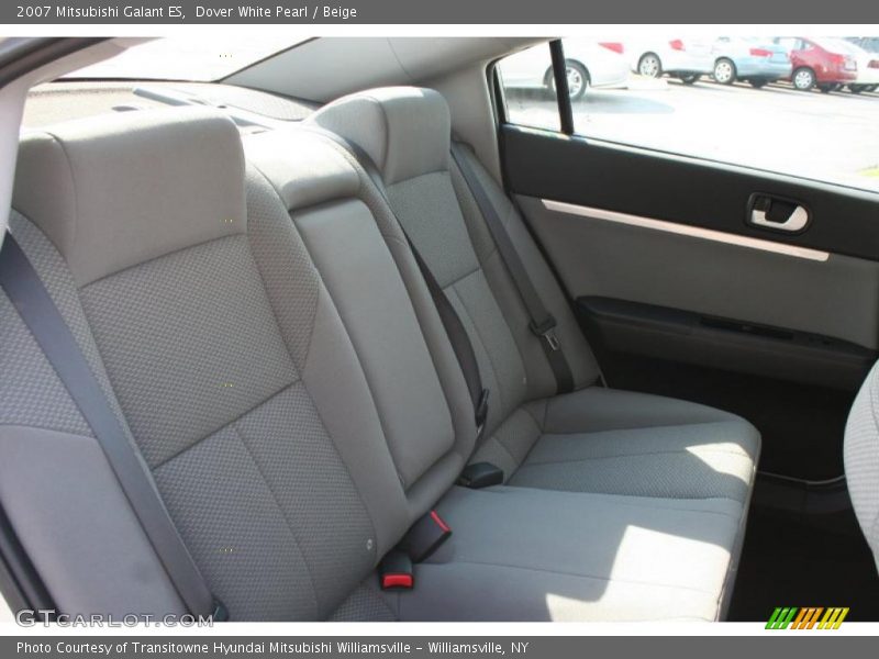 Dover White Pearl / Beige 2007 Mitsubishi Galant ES