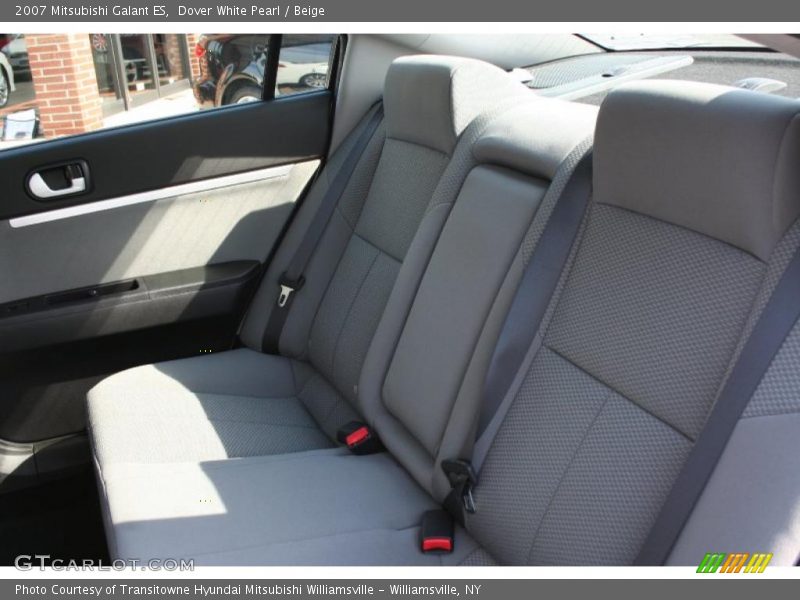 Dover White Pearl / Beige 2007 Mitsubishi Galant ES