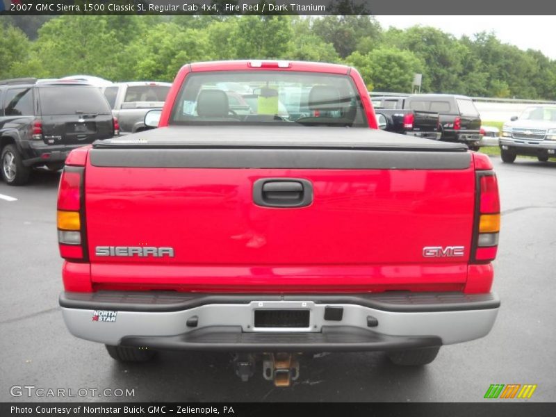 Fire Red / Dark Titanium 2007 GMC Sierra 1500 Classic SL Regular Cab 4x4