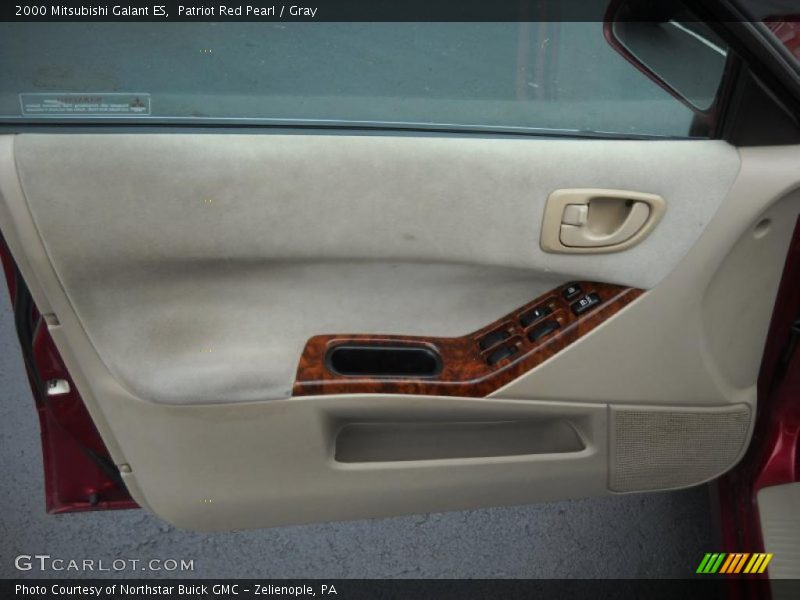 Patriot Red Pearl / Gray 2000 Mitsubishi Galant ES