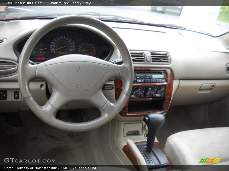 Patriot Red Pearl / Gray 2000 Mitsubishi Galant ES