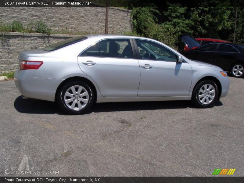 Titanium Metallic / Ash 2007 Toyota Camry XLE