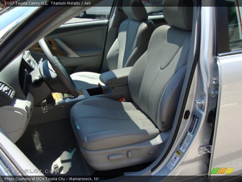 Titanium Metallic / Ash 2007 Toyota Camry XLE