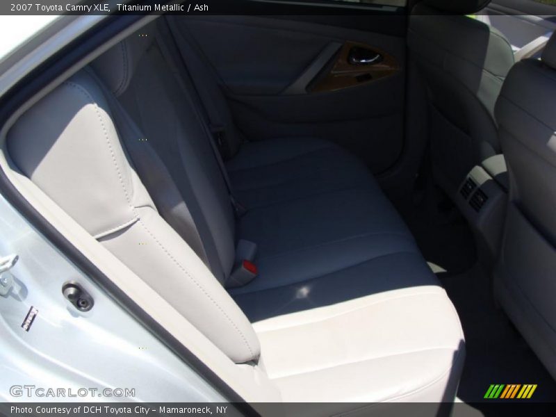 Titanium Metallic / Ash 2007 Toyota Camry XLE