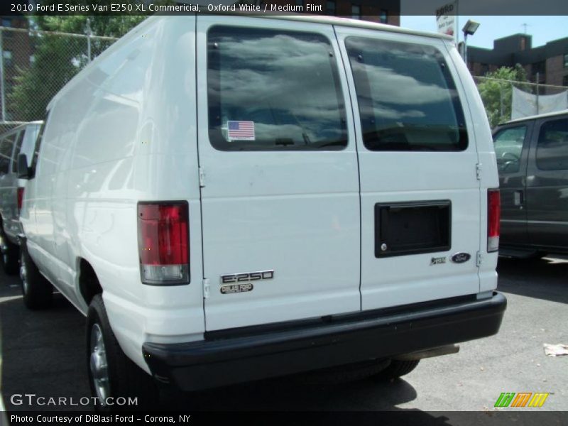 Oxford White / Medium Flint 2010 Ford E Series Van E250 XL Commericial