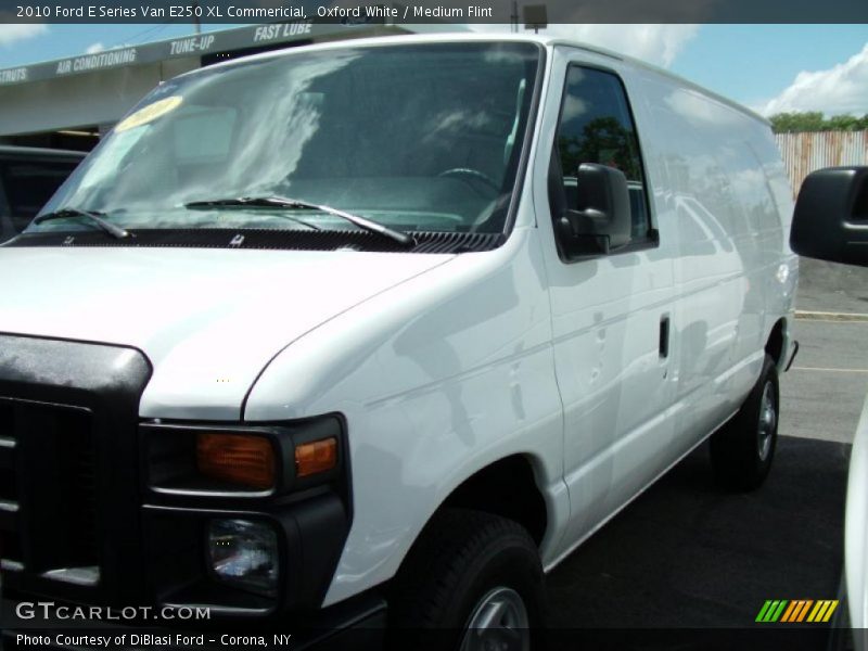 Oxford White / Medium Flint 2010 Ford E Series Van E250 XL Commericial