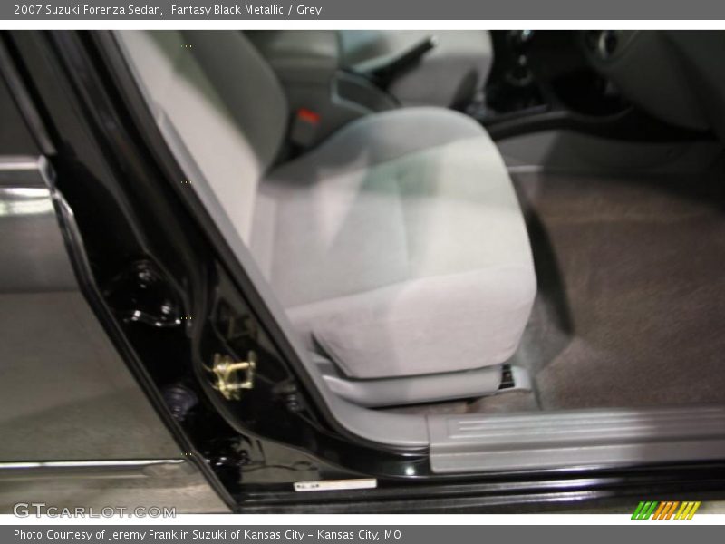 Fantasy Black Metallic / Grey 2007 Suzuki Forenza Sedan