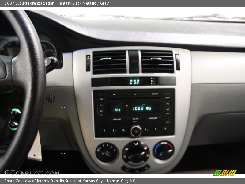 Fantasy Black Metallic / Grey 2007 Suzuki Forenza Sedan