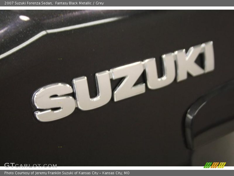 Fantasy Black Metallic / Grey 2007 Suzuki Forenza Sedan