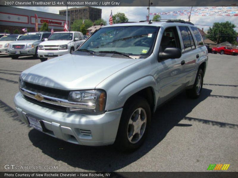 Moondust Metallic / Light Gray 2007 Chevrolet TrailBlazer LS 4x4