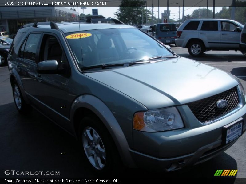 Titanium Green Metallic / Shale 2005 Ford Freestyle SEL