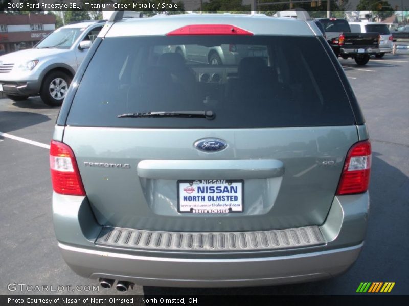 Titanium Green Metallic / Shale 2005 Ford Freestyle SEL