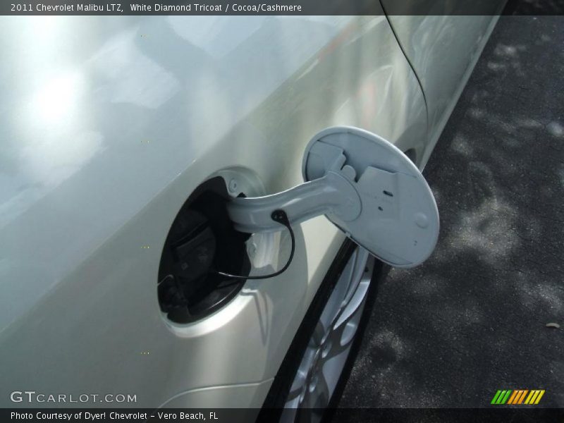 White Diamond Tricoat / Cocoa/Cashmere 2011 Chevrolet Malibu LTZ