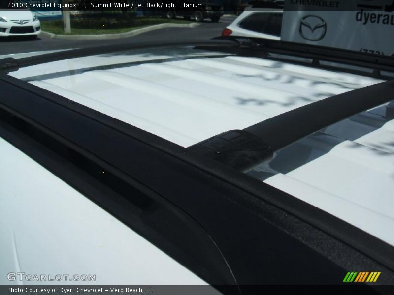 Summit White / Jet Black/Light Titanium 2010 Chevrolet Equinox LT