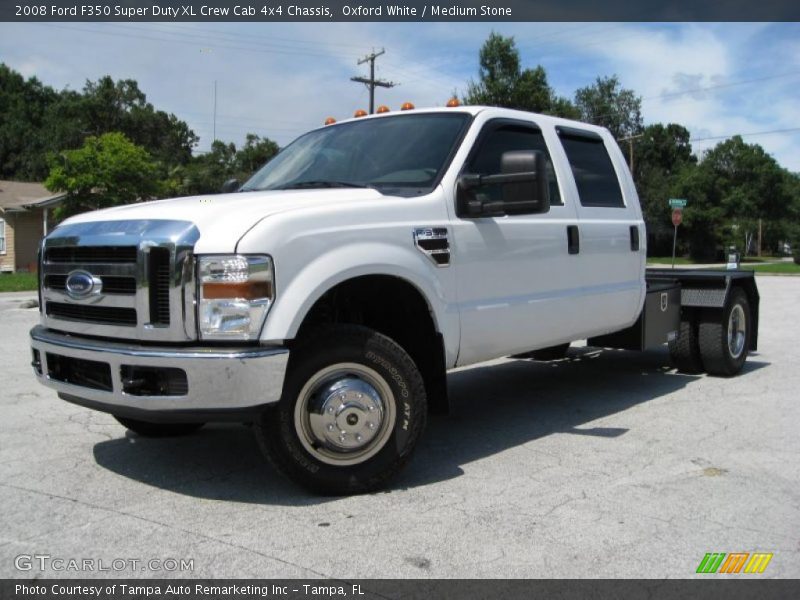Oxford White / Medium Stone 2008 Ford F350 Super Duty XL Crew Cab 4x4 Chassis