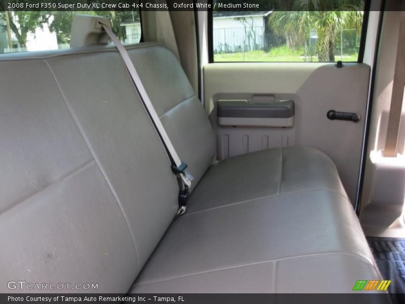 Oxford White / Medium Stone 2008 Ford F350 Super Duty XL Crew Cab 4x4 Chassis